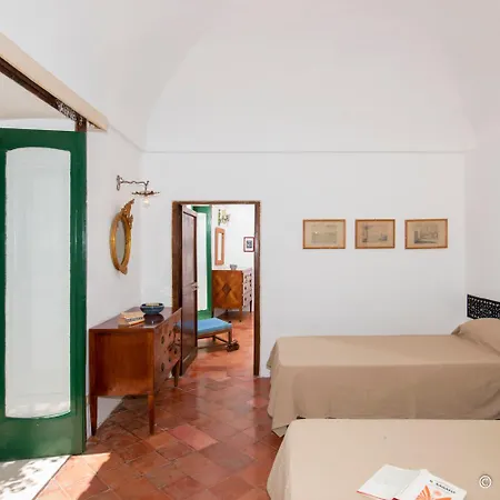 Rokketta Villa